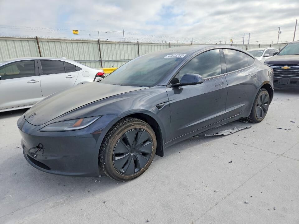 2026 TESLA Model 3