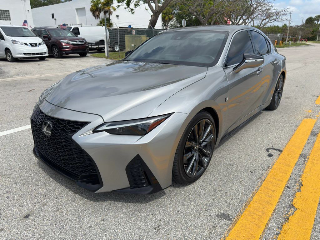2021 LEXUS IS