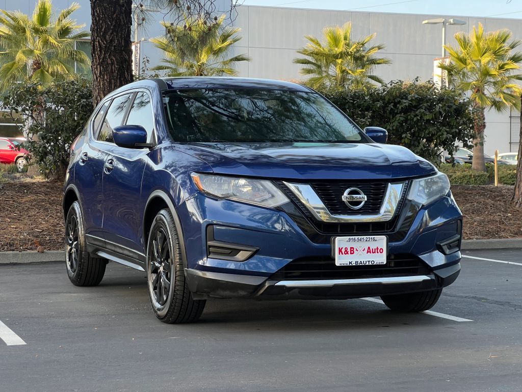 2017 NISSAN Rogue