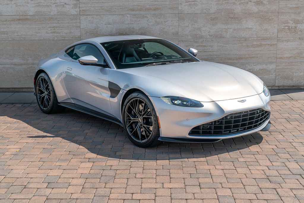 2021 ASTON MARTIN Vantage