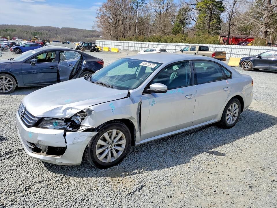 2014 VOLKSWAGEN Passat