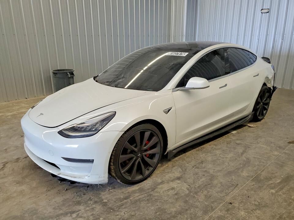 2020 TESLA Model 3