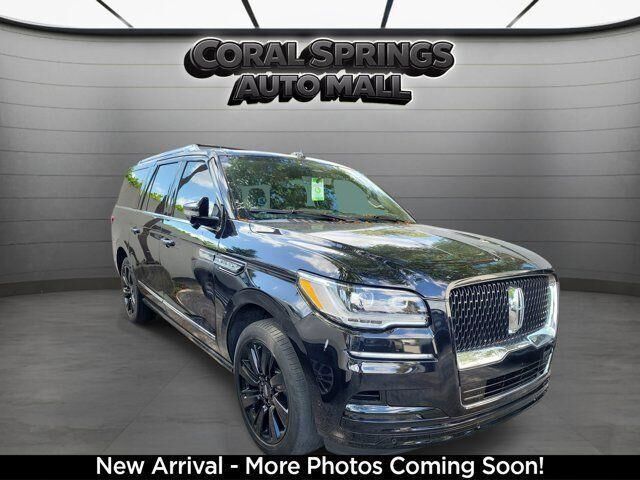2022 LINCOLN Navigator L
