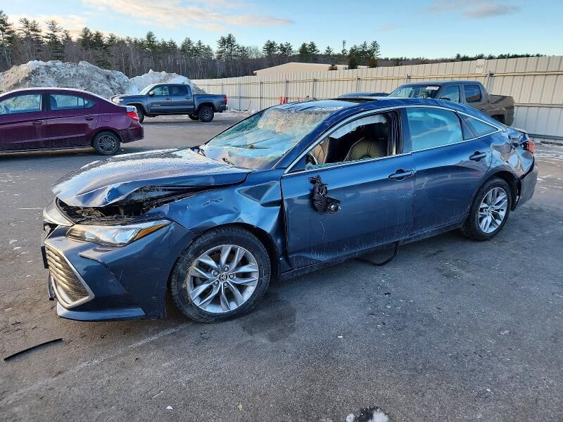 2021 TOYOTA Avalon
