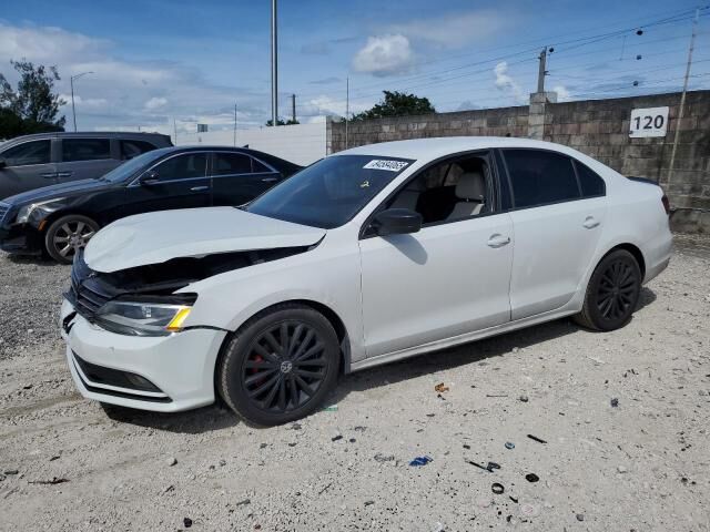 2016 VOLKSWAGEN Jetta
