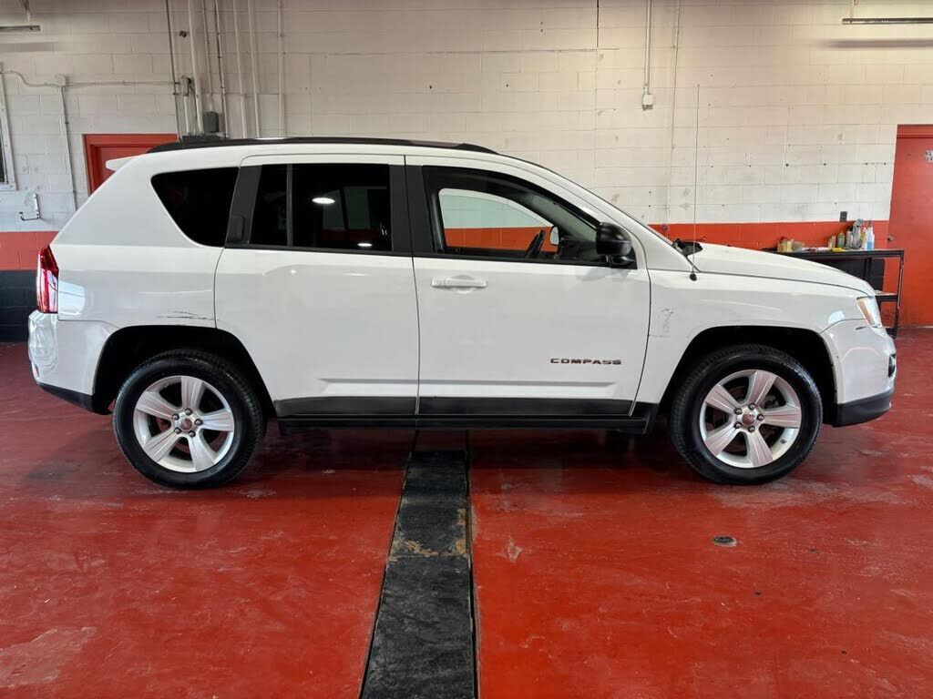 2011 JEEP Compass