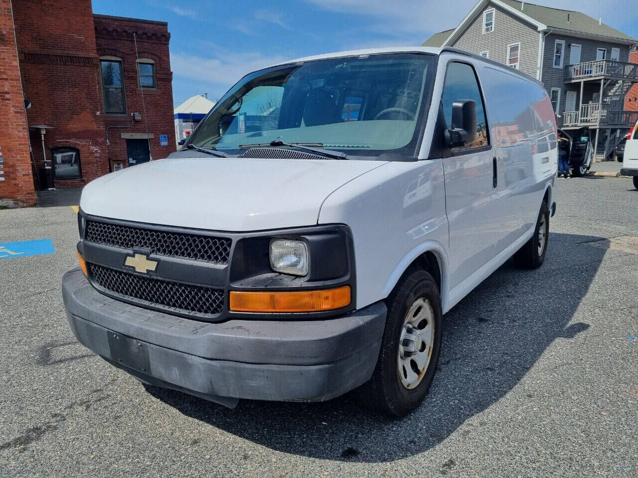 2011 CHEVROLET Express