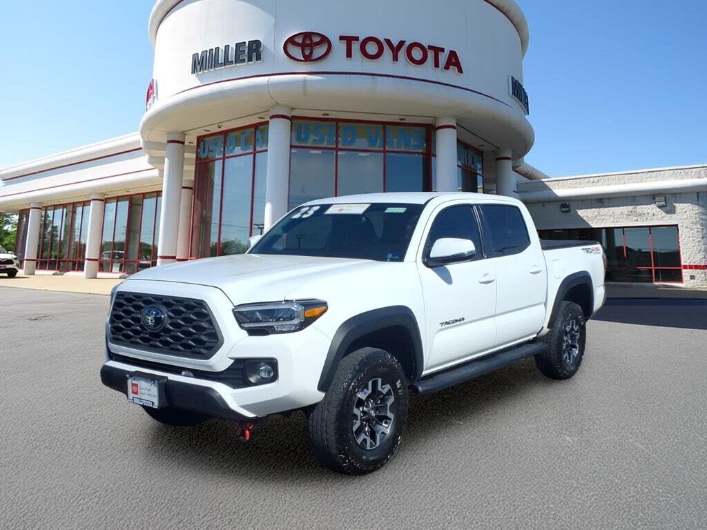 2023 TOYOTA Tacoma