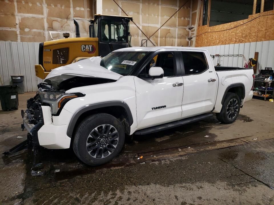 2024 TOYOTA Tundra
