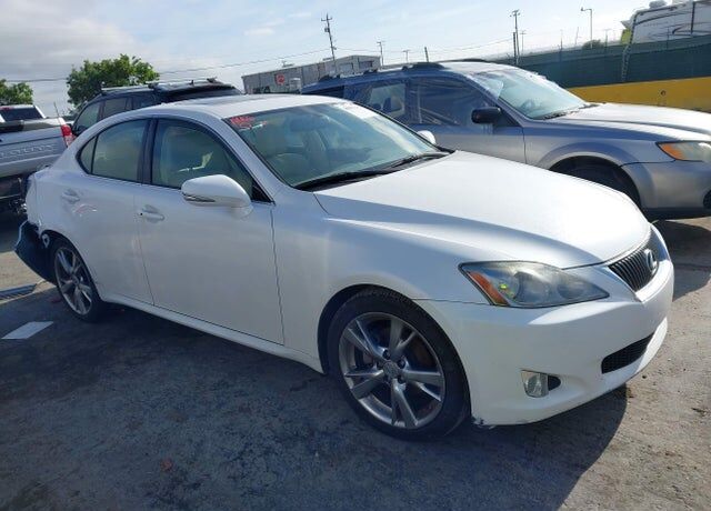 2009 LEXUS IS