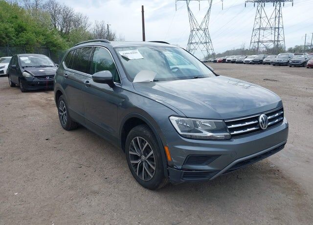 2019 VOLKSWAGEN Tiguan