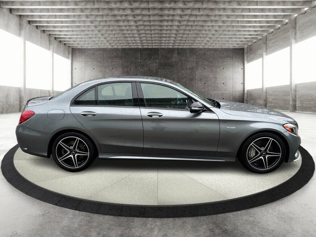 2017 MERCEDES-BENZ C-Class