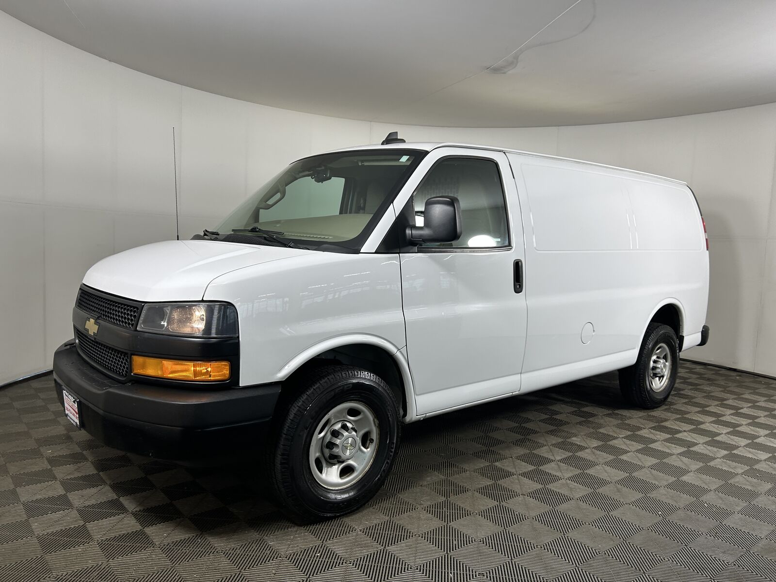 2021 CHEVROLET Express