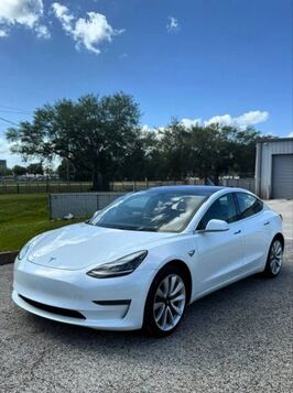 2018 TESLA Model 3