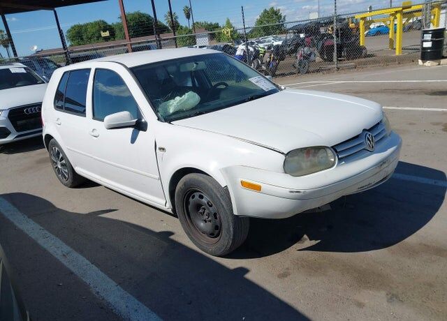 2005 VOLKSWAGEN Golf