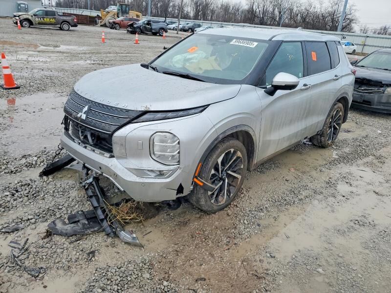 2023 MITSUBISHI Outlander