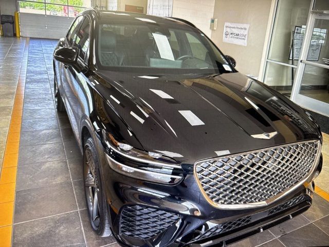 2025 GENESIS GV70