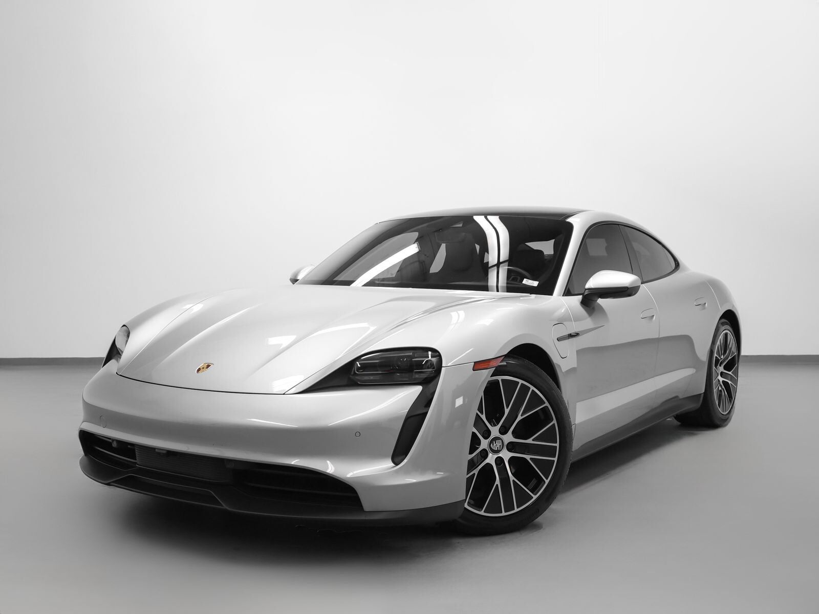 2021 PORSCHE Taycan