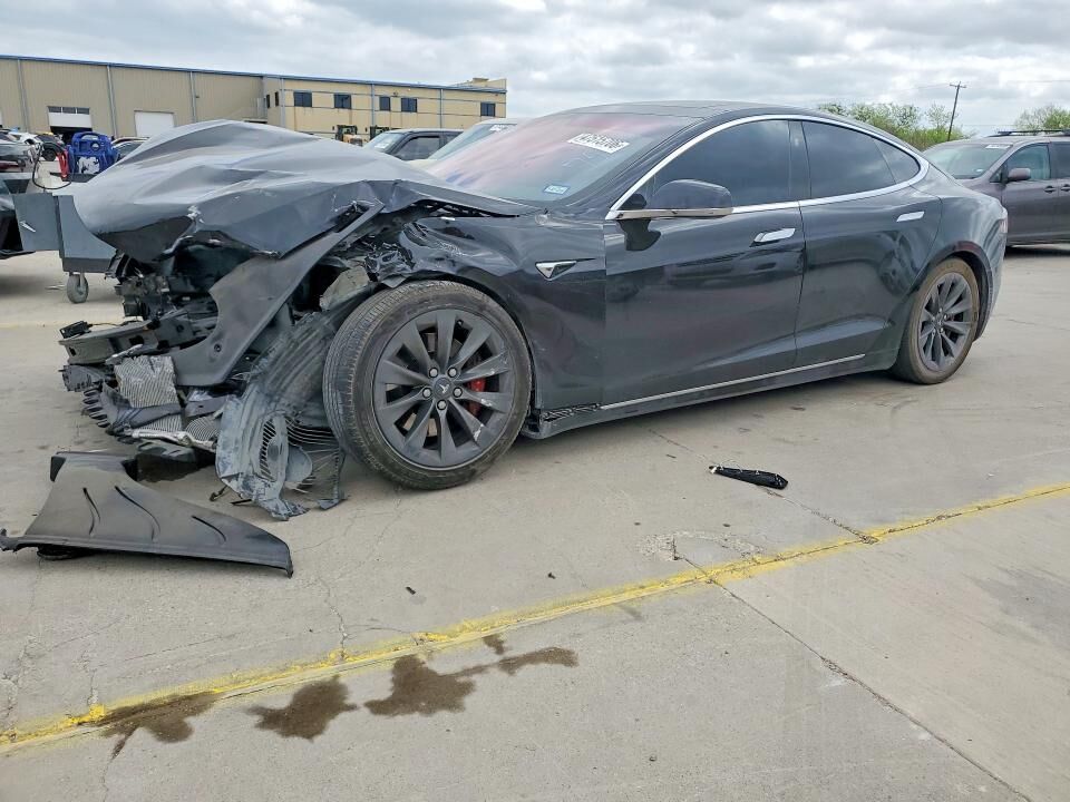 2016 TESLA Model S