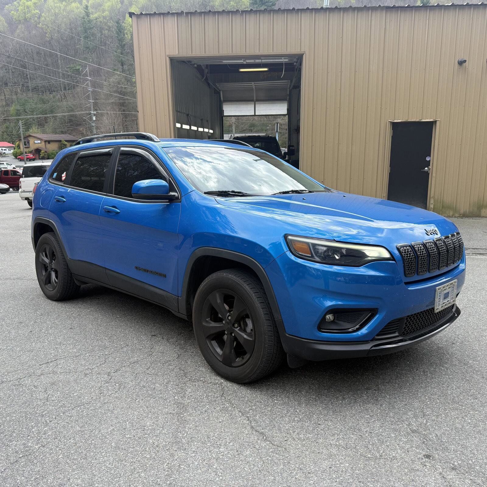 2020 JEEP Cherokee