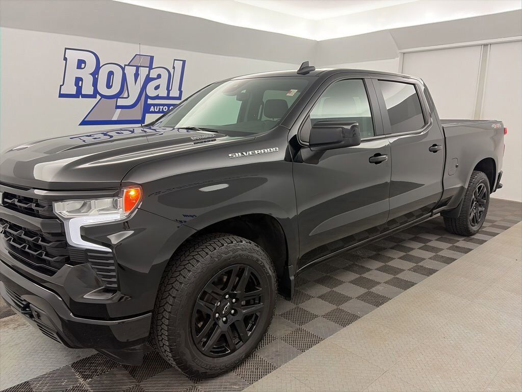 2024 CHEVROLET Silverado