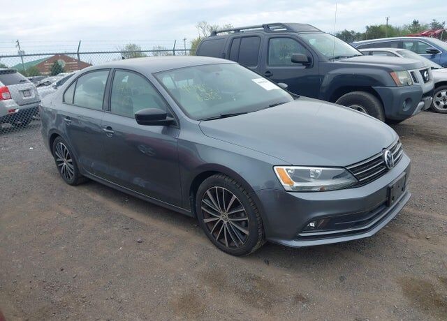2016 VOLKSWAGEN Jetta