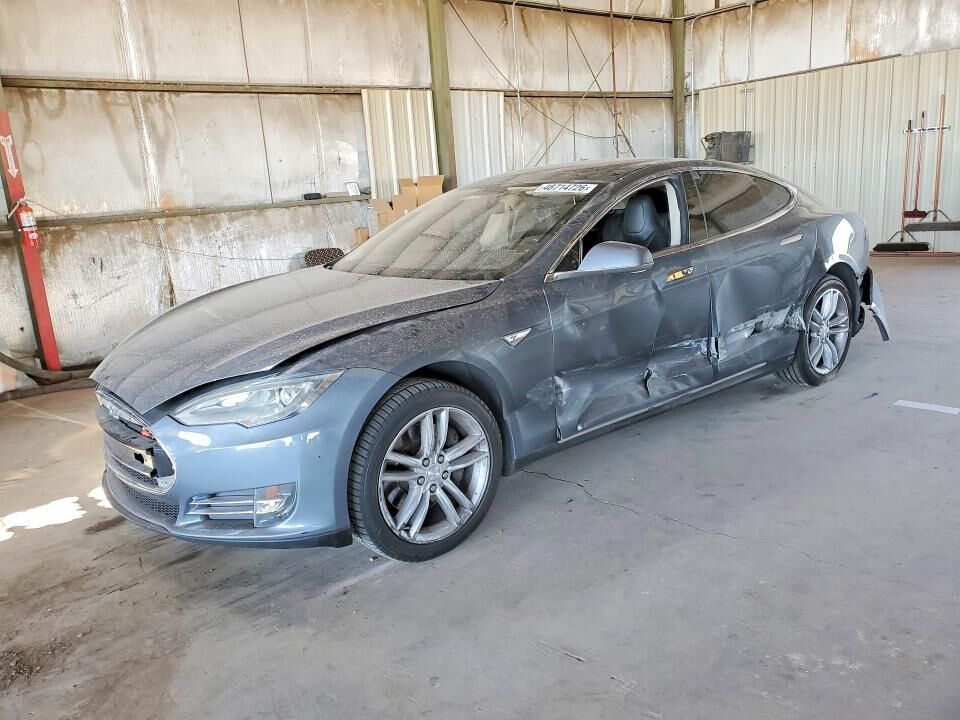 2013 TESLA Model S