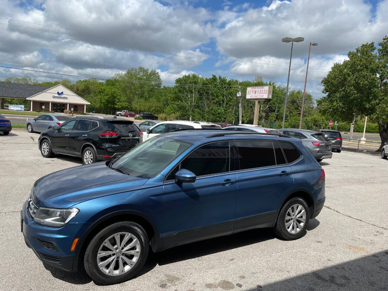 2018 VOLKSWAGEN Tiguan