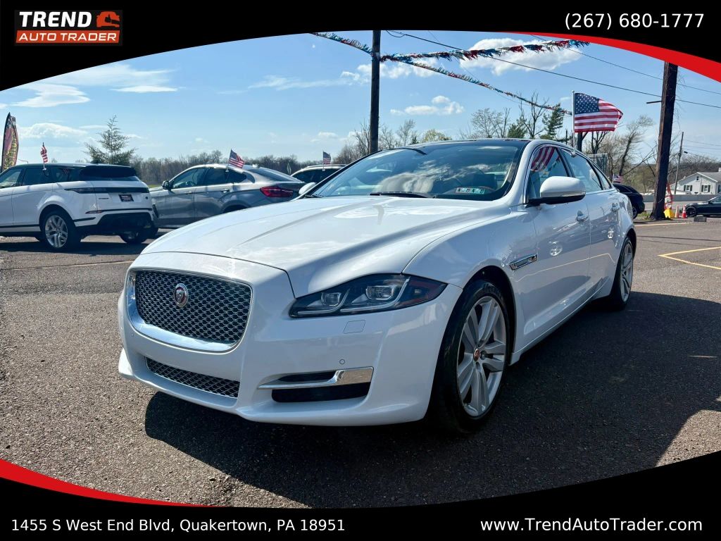 2016 JAGUAR XJ
