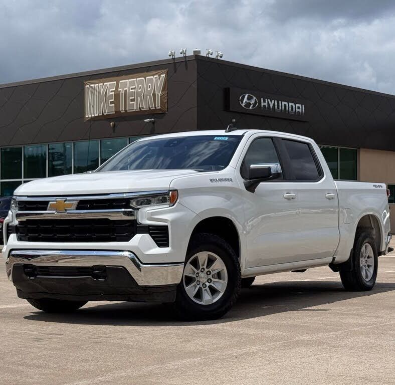 2023 CHEVROLET Silverado