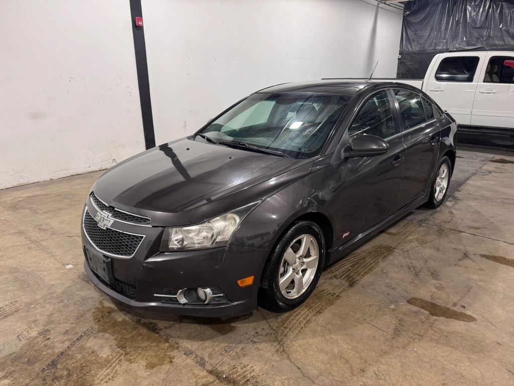 2014 CHEVROLET Cruze