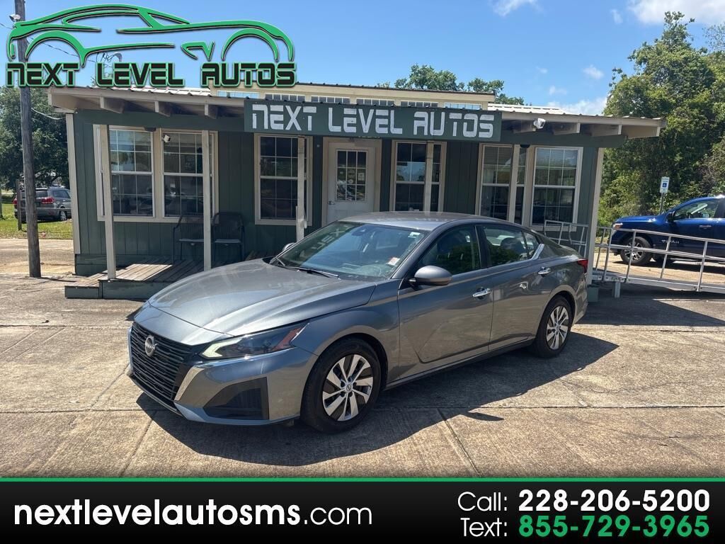 2023 NISSAN Altima
