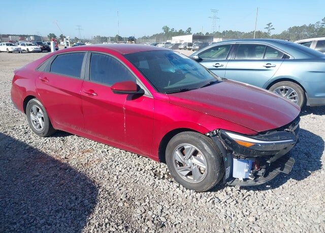 2024 HYUNDAI Elantra