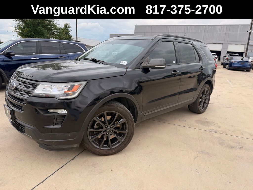 2018 FORD Explorer