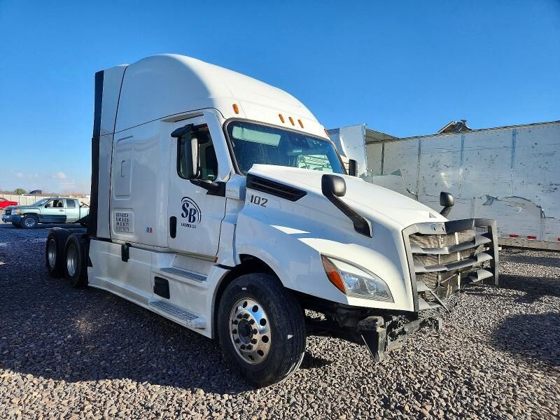 2020 FREIGHTLINER New Cascadia 126" Sleepercab