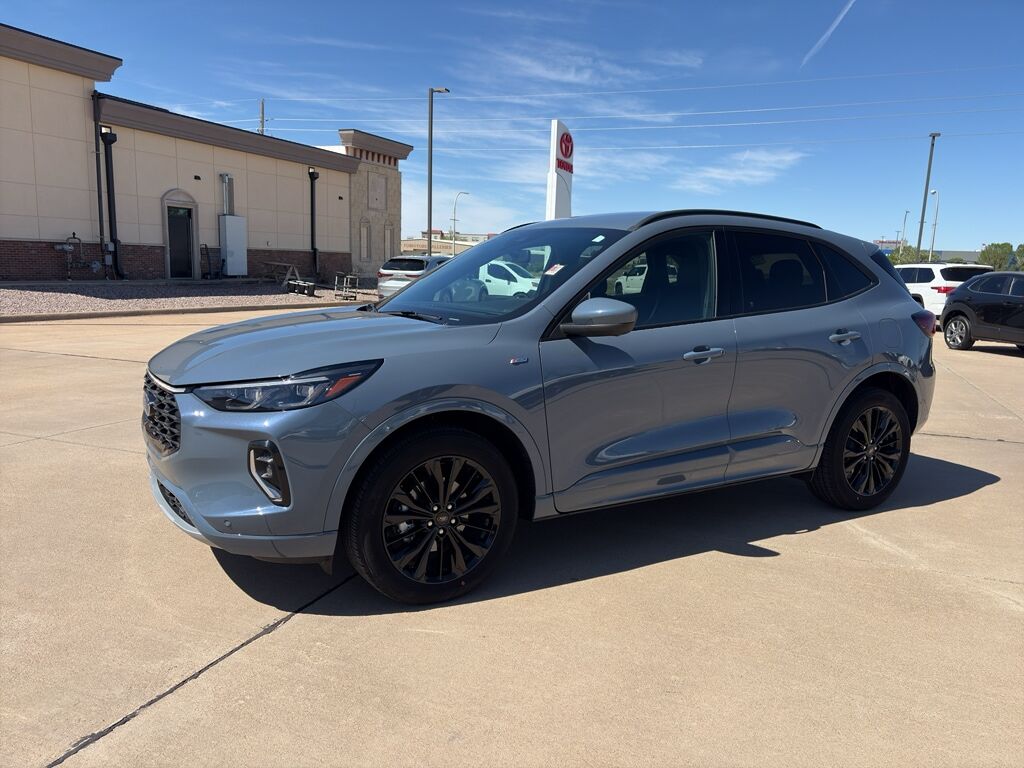 2023 FORD Escape