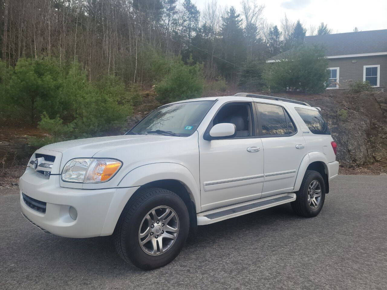 2005 TOYOTA Sequoia