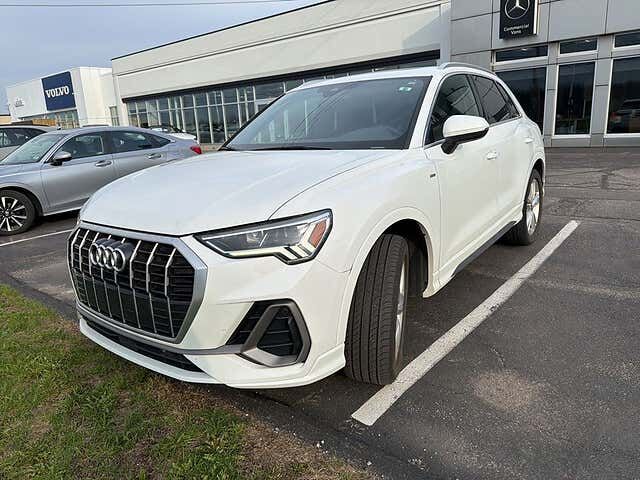 2022 AUDI Q3