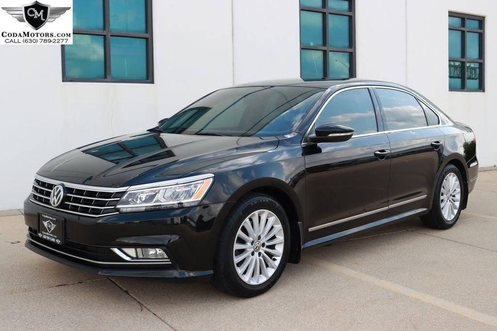 2016 VOLKSWAGEN Passat