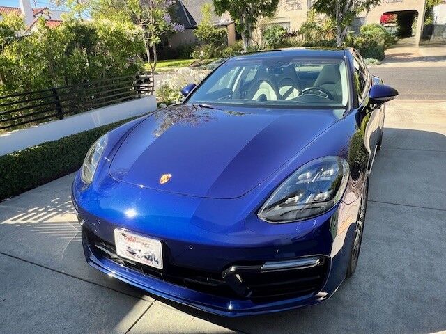 2020 PORSCHE Panamera
