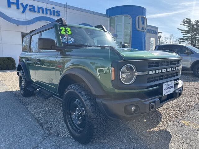 2023 FORD Bronco