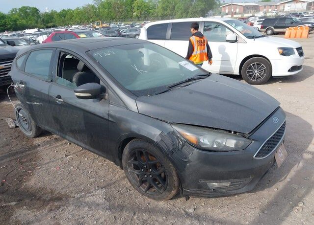 2016 FORD Focus