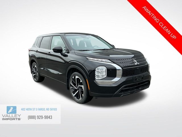 2022 MITSUBISHI Outlander