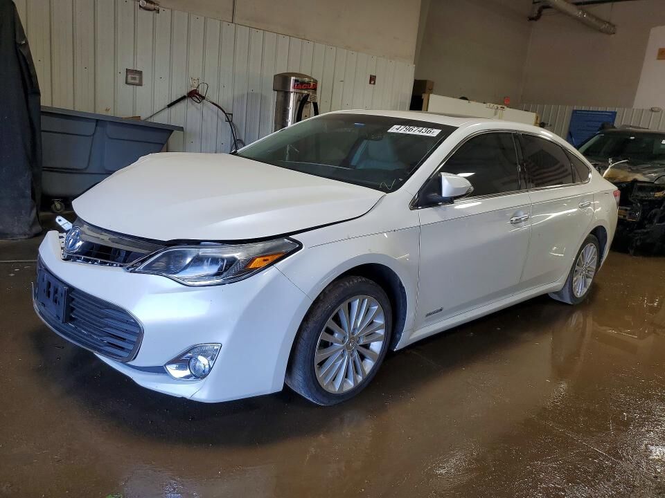 2014 TOYOTA Avalon