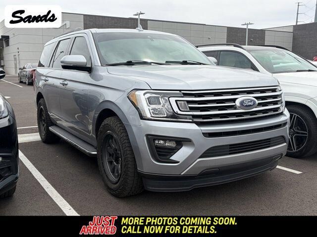 2021 FORD Expedition