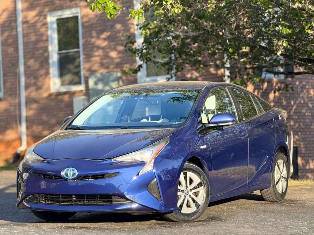 2016 TOYOTA PRIUS
