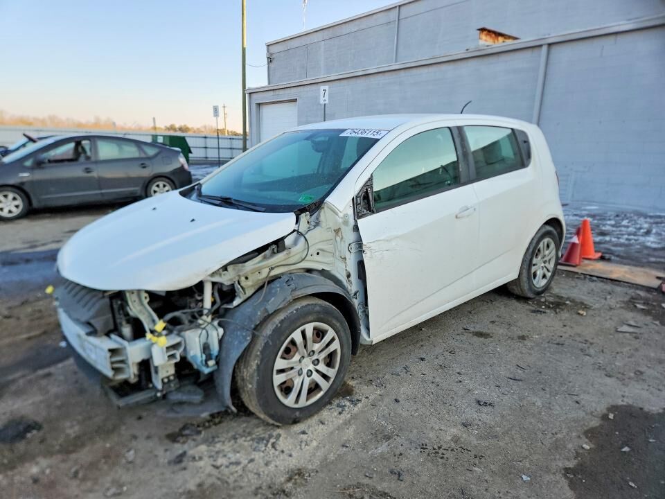 2018 CHEVROLET Sonic