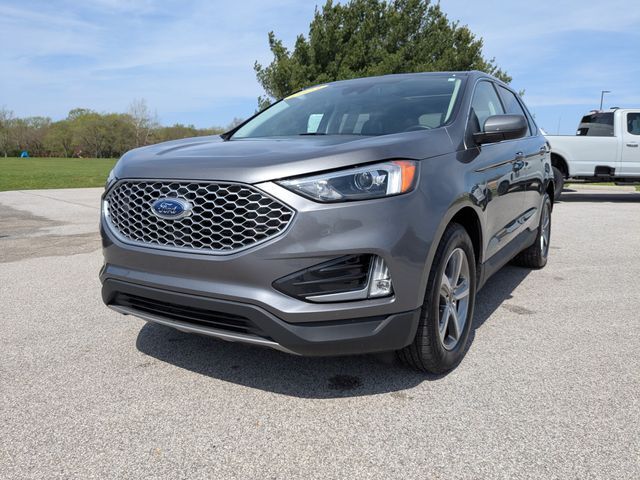 2023 FORD Edge