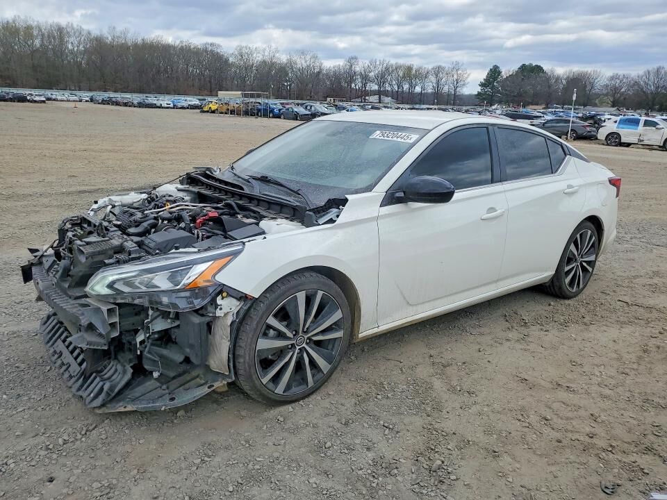 2021 NISSAN Altima