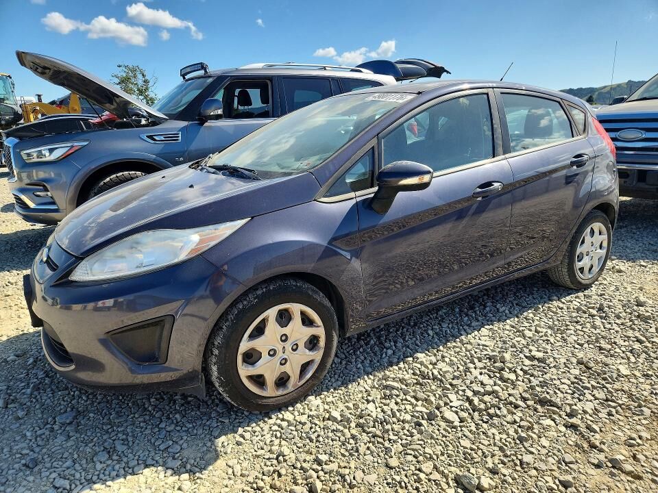 2013 FORD Fiesta